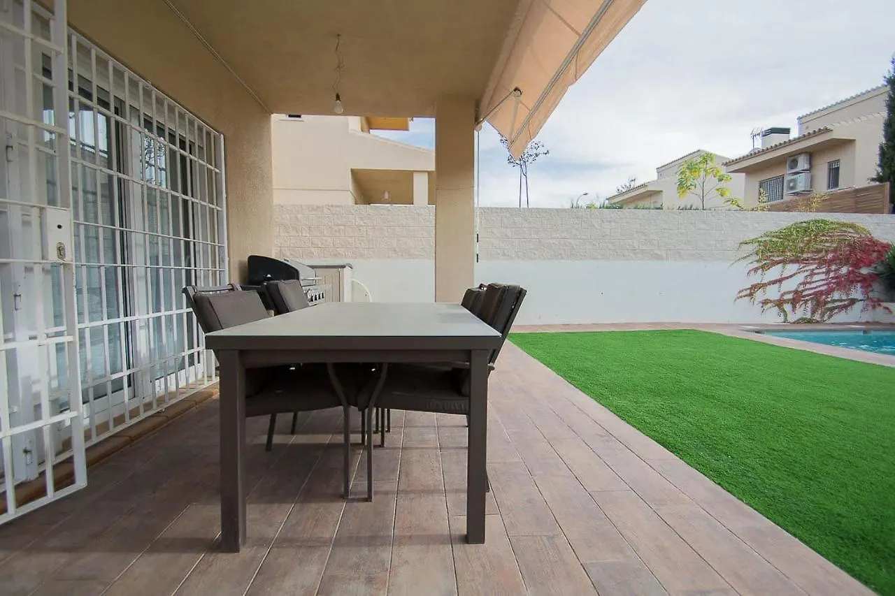 Granada-Otura -Villa Hoyo 7-Nieve -Campo De Golf,Playa Cercana Cargador Electrico Rapido غرناطة